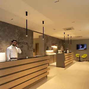 https://hotel-h21.italymilanhotels.net